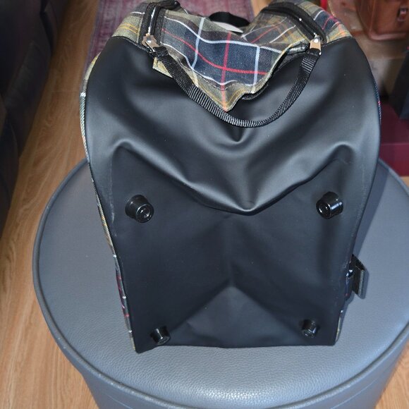 Barbour Waterproof Classic Tartan Wellington Boot Bag (Unisex) - Picture 4 of 8